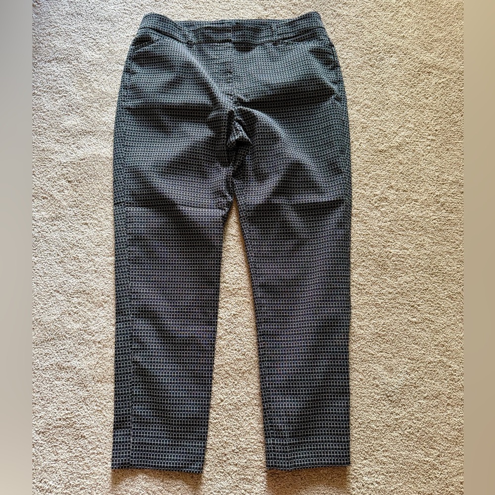 WHBM Slim Ankle Pants, Size 8